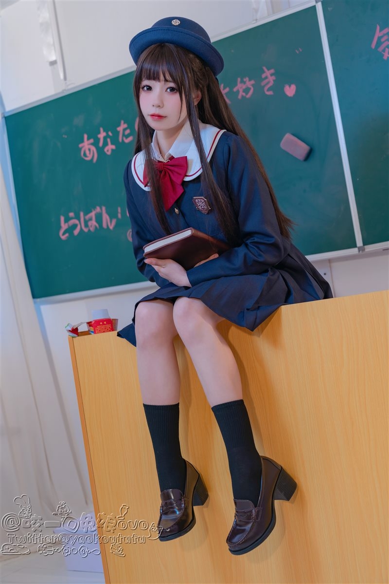 Coser@黏黏团子兔 – 入学式 [50P-576M]